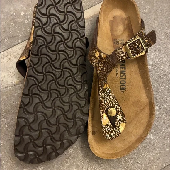 Birkenstock Textured Brown and Gold Sandals - Picture 2 of 2